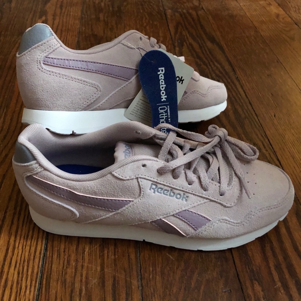 Today’s Sale Reebok Royal Glide Size 6 shoes